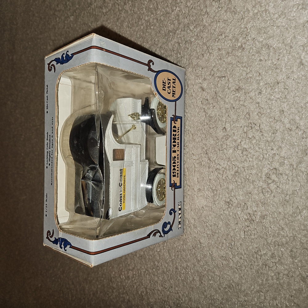 1905 Ford Delivery Car Bank | ERTL Die Cast Metal
